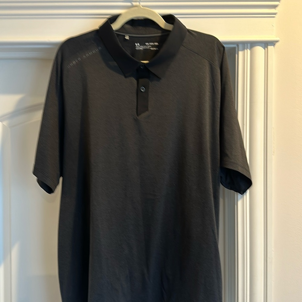 Black/Charcoal Men’s XXL Under Armour Like New Heatgear Golf Polo Loose